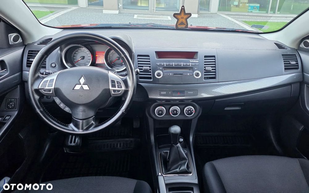 Mitsubishi Lancer - 14
