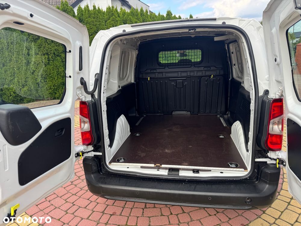 Opel Combo - 21