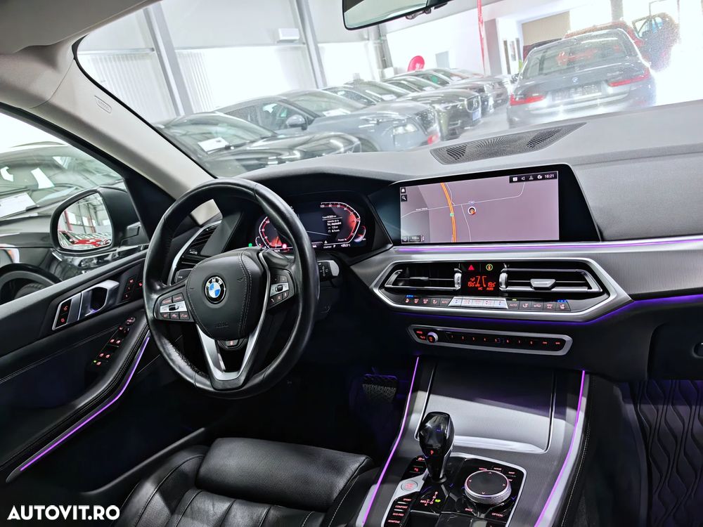 BMW X5 2021 — imagine 9
