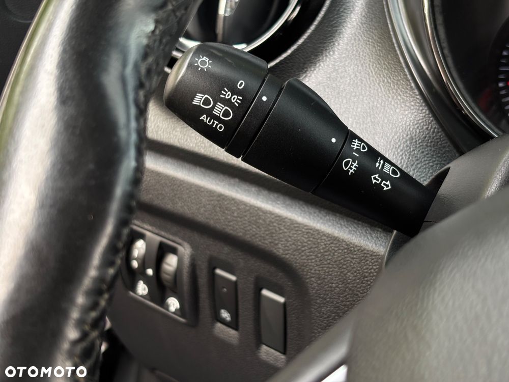 Renault Captur 1.2 TCe Intens EDC - 25