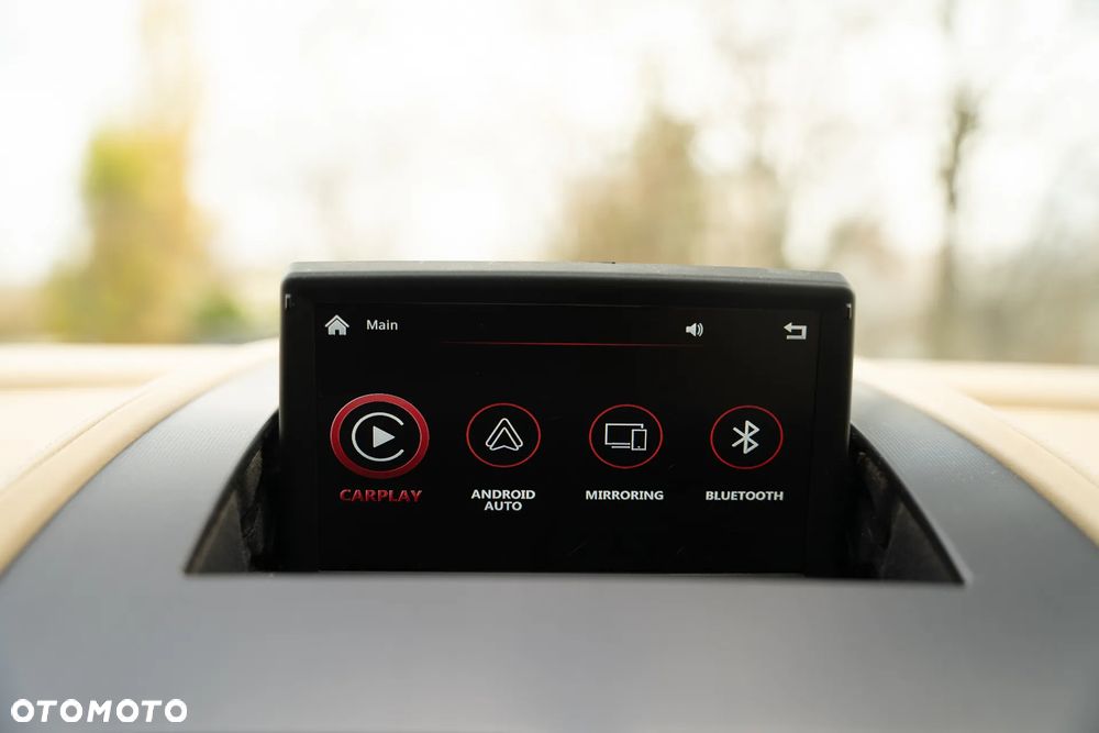 Aston Martin V8 Vantage - 17