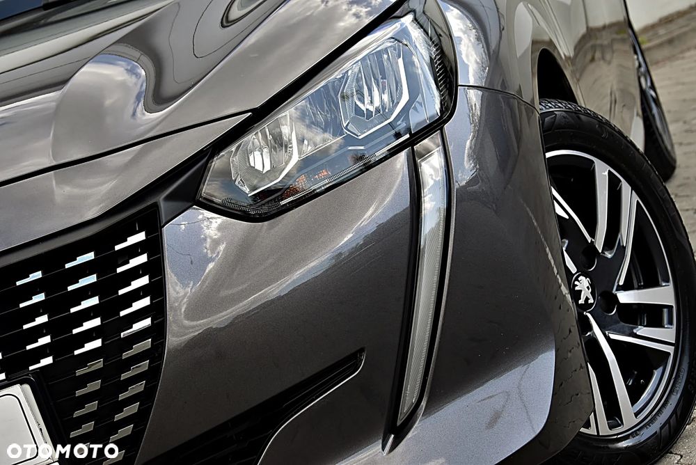 Peugeot 208 1.2 PureTech Allure S&S EAT8 - 9