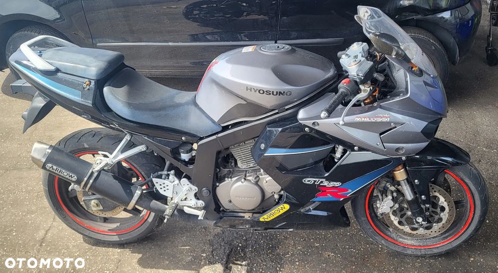 HYOSUNG GT 250R GT 125 R GT 650 R owiewka osłona boczek zbiornik silnik zawieszenie set podnóżek siedzenie chłodnica regulator moduł przełącznik przekaźnik licznik wiązka stelaż podnóżek reflektor czasza - 1