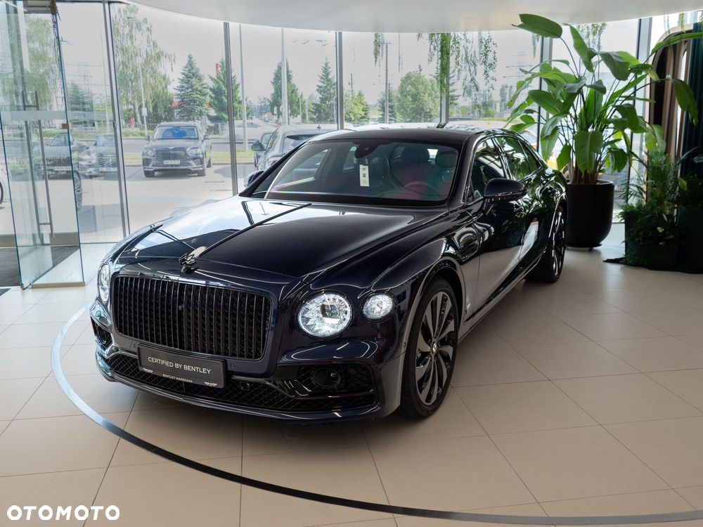 Bentley Flying Spur - 2