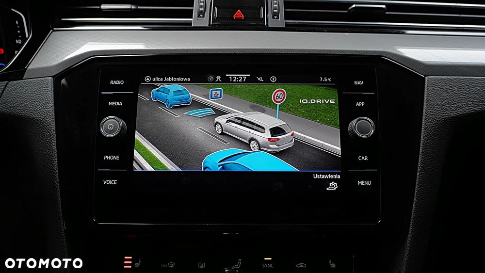 Volkswagen Passat 2.0 TDI EVO Business DSG - 24