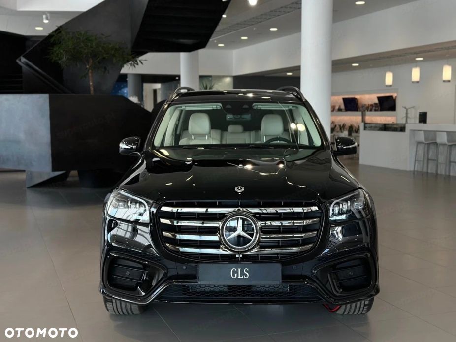 Mercedes-Benz GLS - 4
