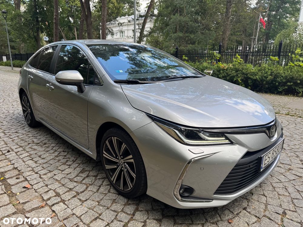 Toyota Corolla - 3