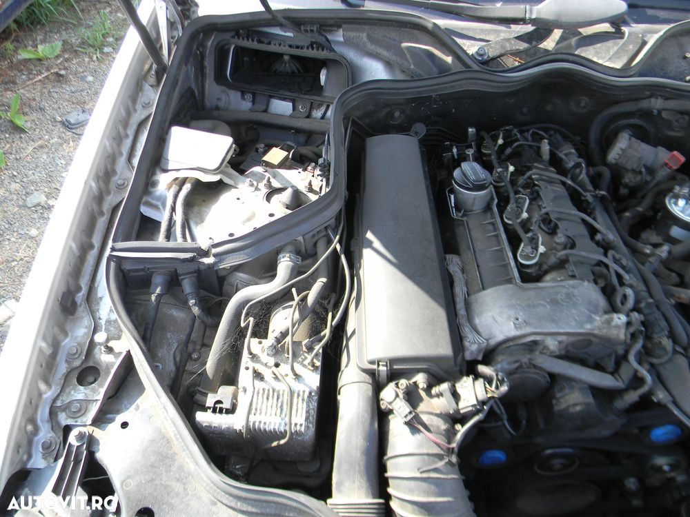 Dezmembrari  Mercedes-Benz E-CLASS (W211)  2002  > 2009 E 220 T CDI ( - 4