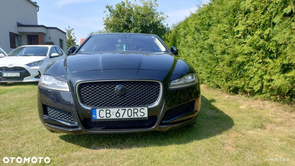 Jaguar XF 35t AWD Prestige - 6