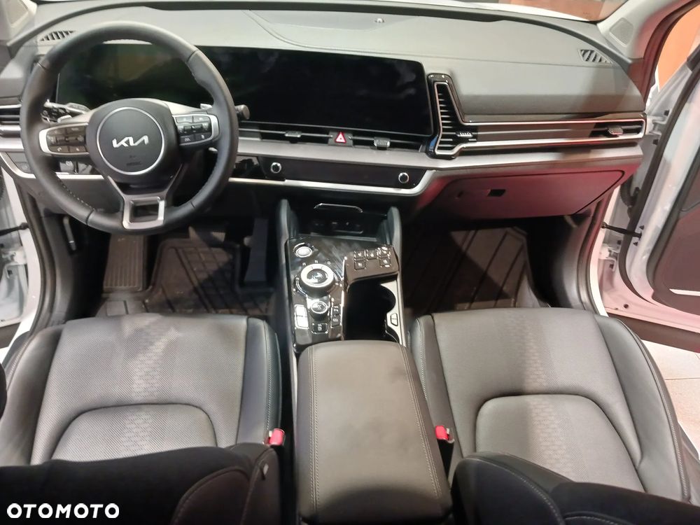 Kia Sportage 1.6 T-GDI Business Line 4WD DCT - 5