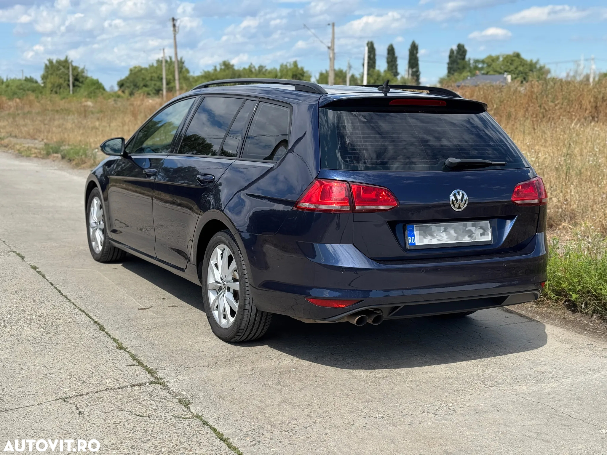Volkswagen Golf 2.0 TDI DPF BMT Comfortline - 6