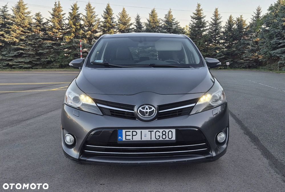 Toyota Verso 1.8 Prestige 7os - 2