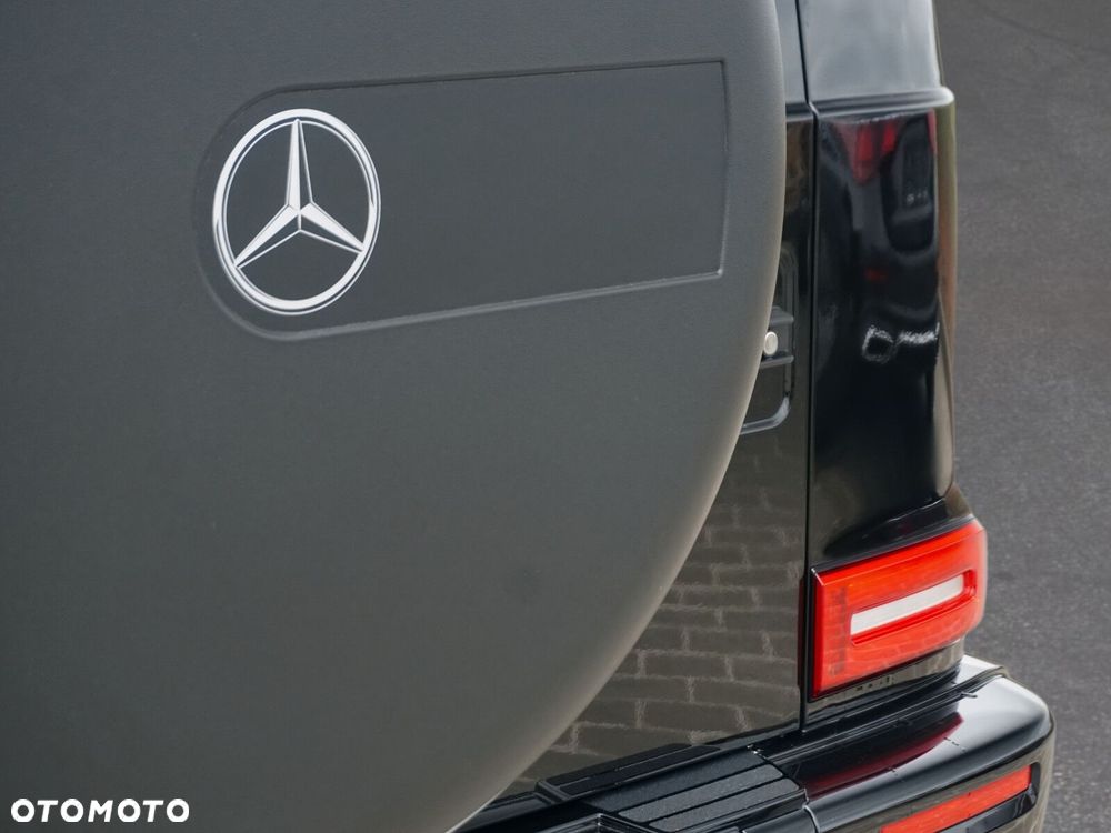 Mercedes-Benz Klasa G 580 116kWh - 22