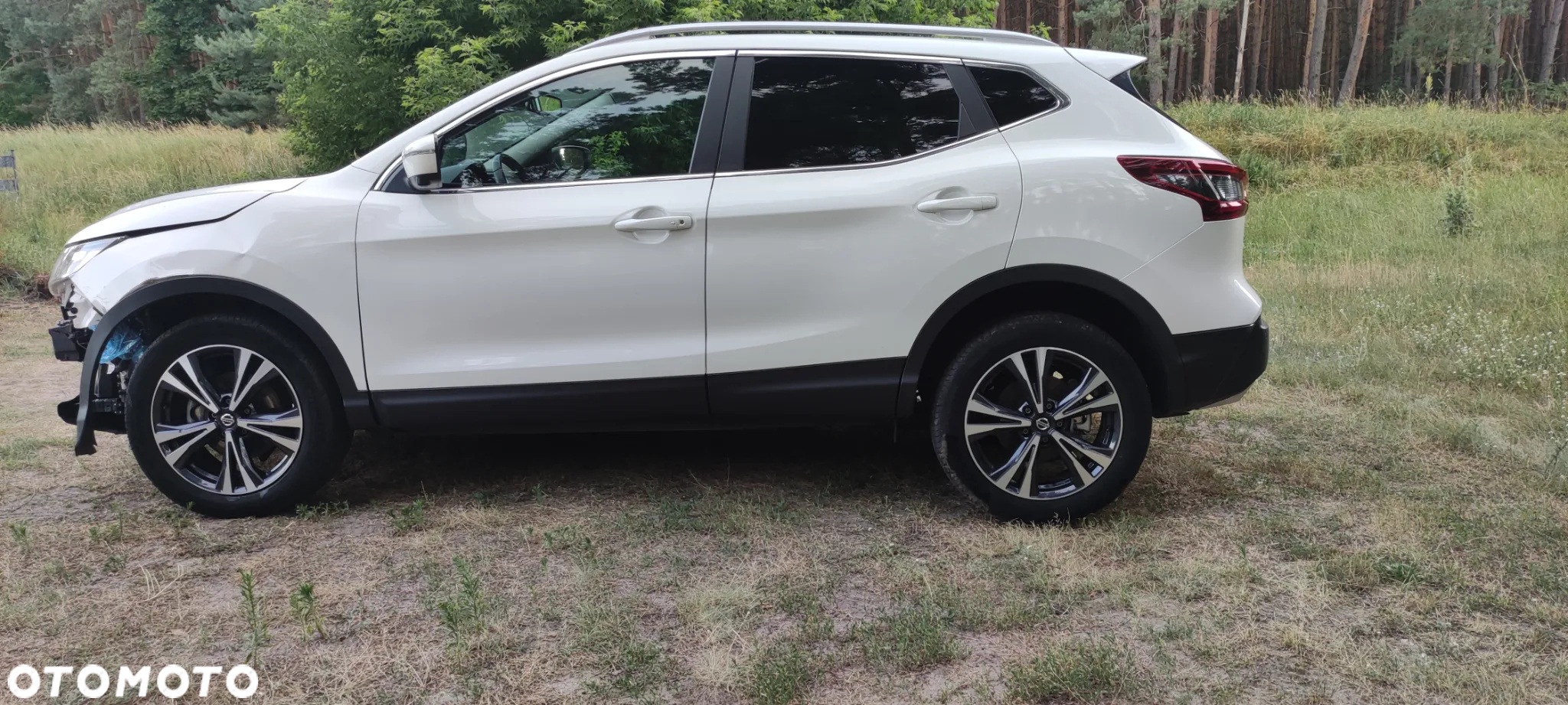 Nissan Qashqai 1.3 DIG-T MHEV Premiere Edition - 8