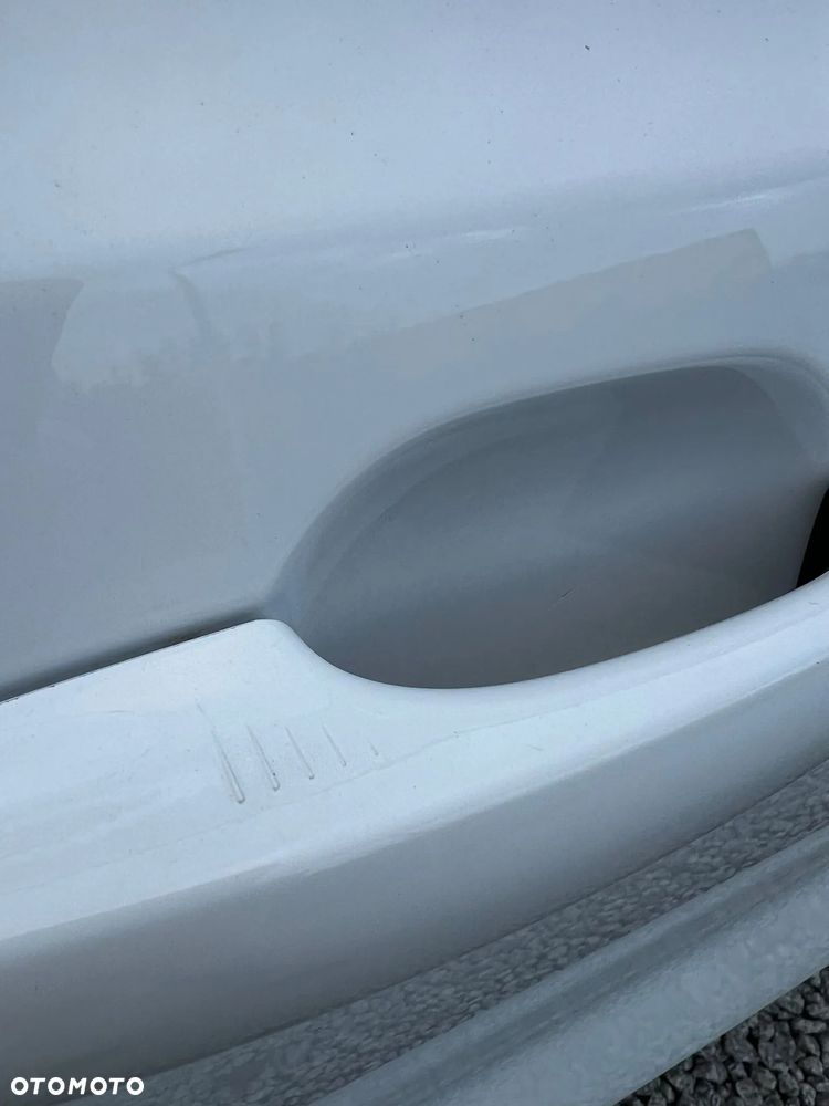 Ford Focus Turnier 2.0 EcoBlue Start-Stopp-System TITANIUM - 19