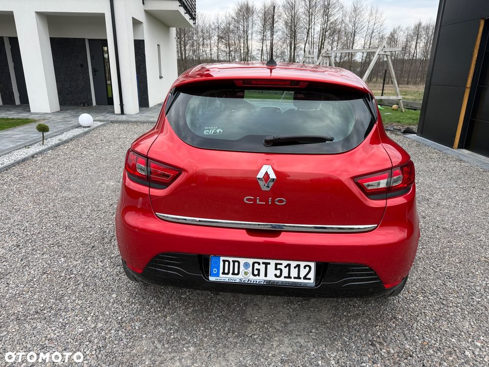 Renault Clio 1.2 16V 75 Dynamique - 10