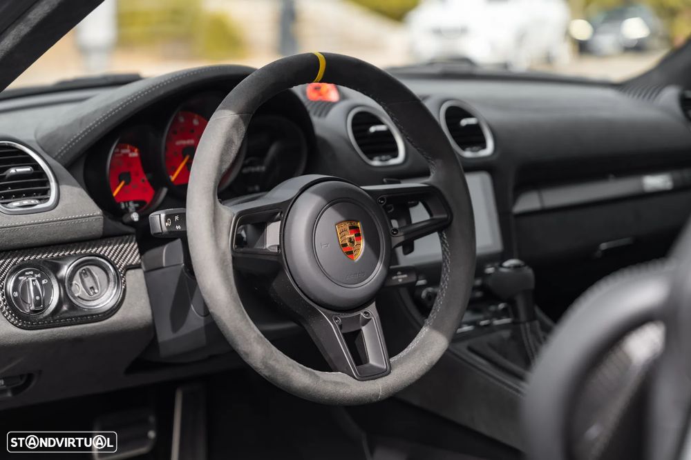 Porsche 718 Cayman GT4 RS - 22