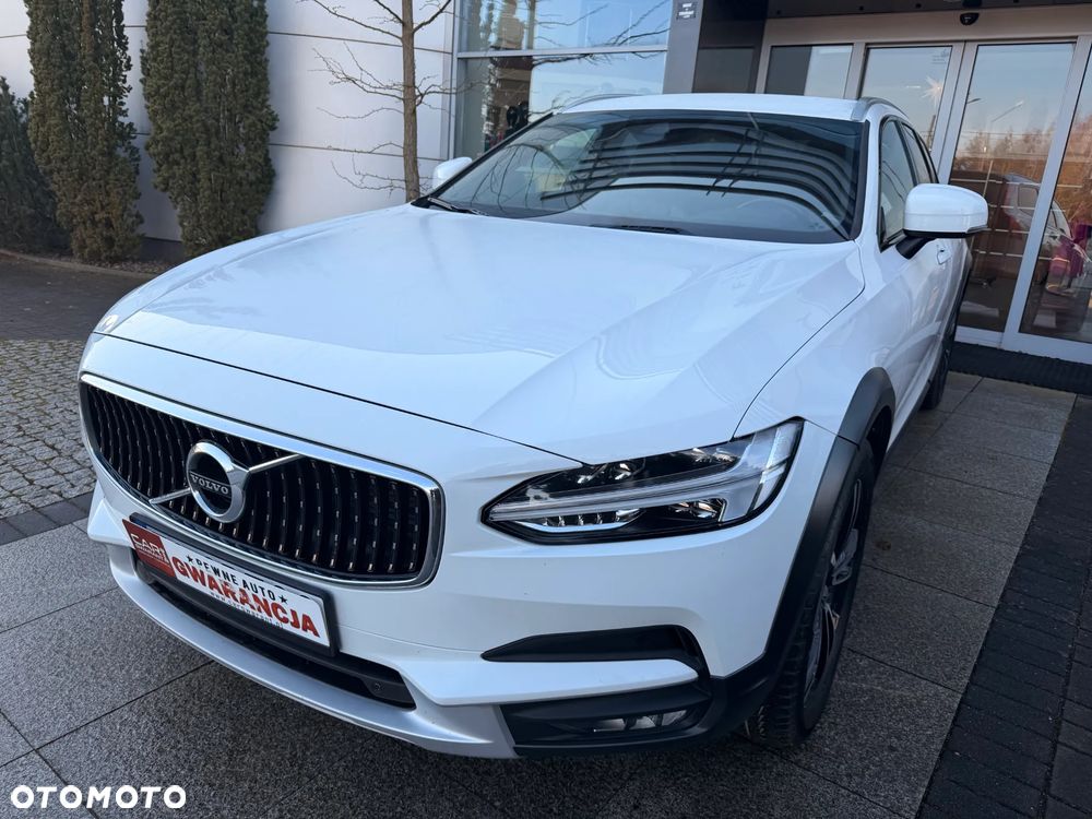 Volvo V90 Cross Country D5 SCR AWD - 28