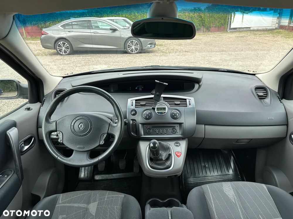 Renault Scenic - 18