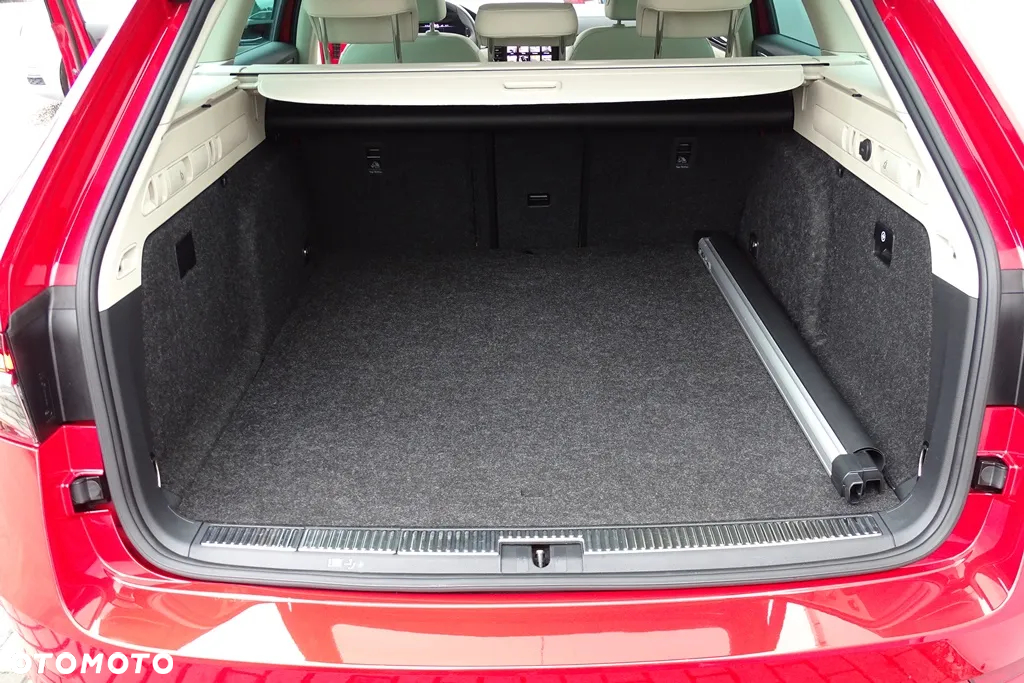 Skoda Superb 1.4 TSI Plug-In Hybrid L&K DSG - 29