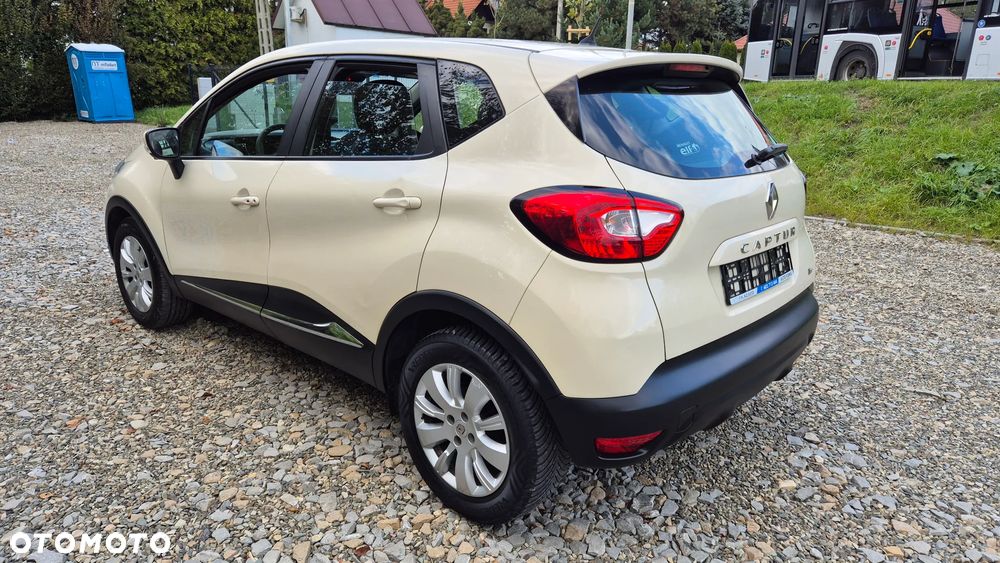 Renault Captur (ENERGY) TCe 90 BOSE EDITION - 4