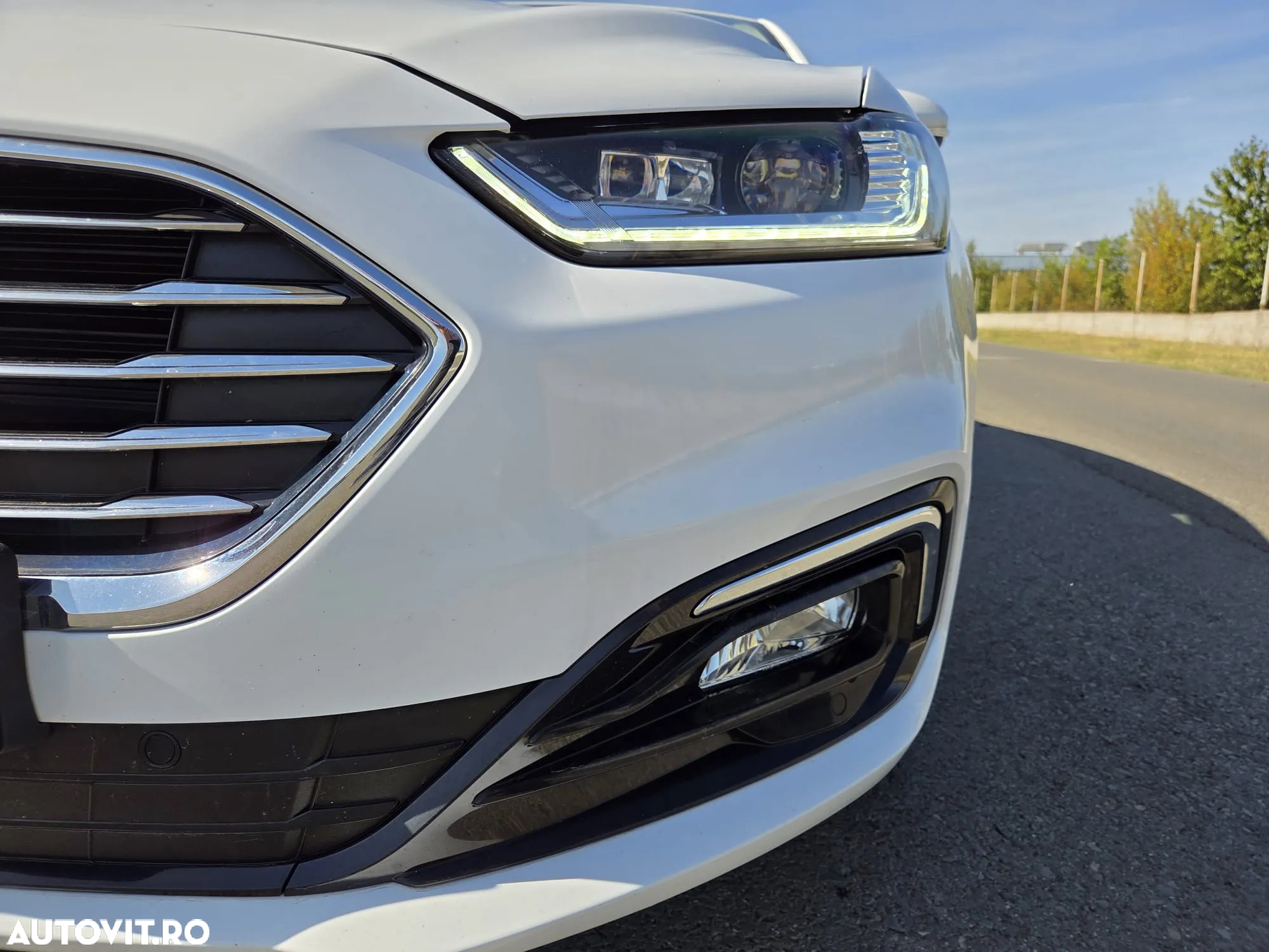 Ford Mondeo 2.0 HEV Titanium - 9