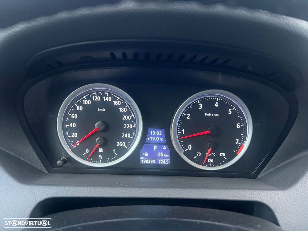 BMW 630 Ci SMG - 37