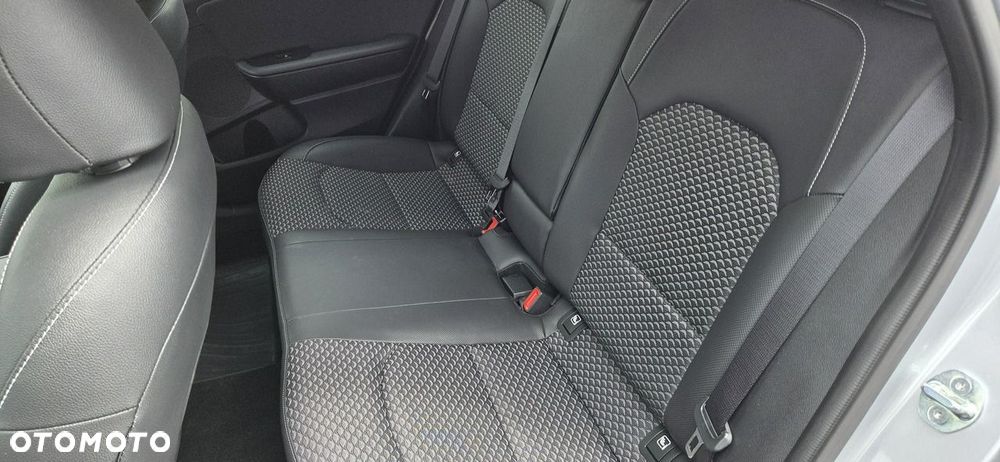 Kia Ceed 1.5 T-GDI L DCT - 10