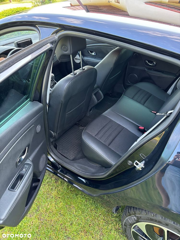 Renault Megane 1.6 dCi Bose - 12
