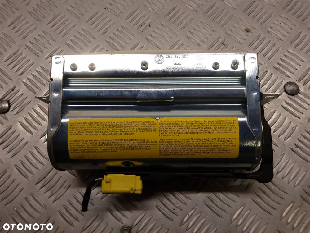 PASSAT B5 FL SEDAN 2.5 TDI 4MOTION PODUSZKA AIRBAG PASAŻERA 3B0880204F - 3