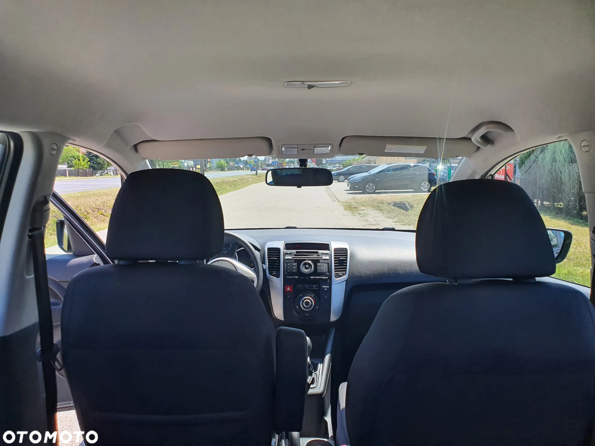 Kia Venga 1.4 CVVT Attract - 23