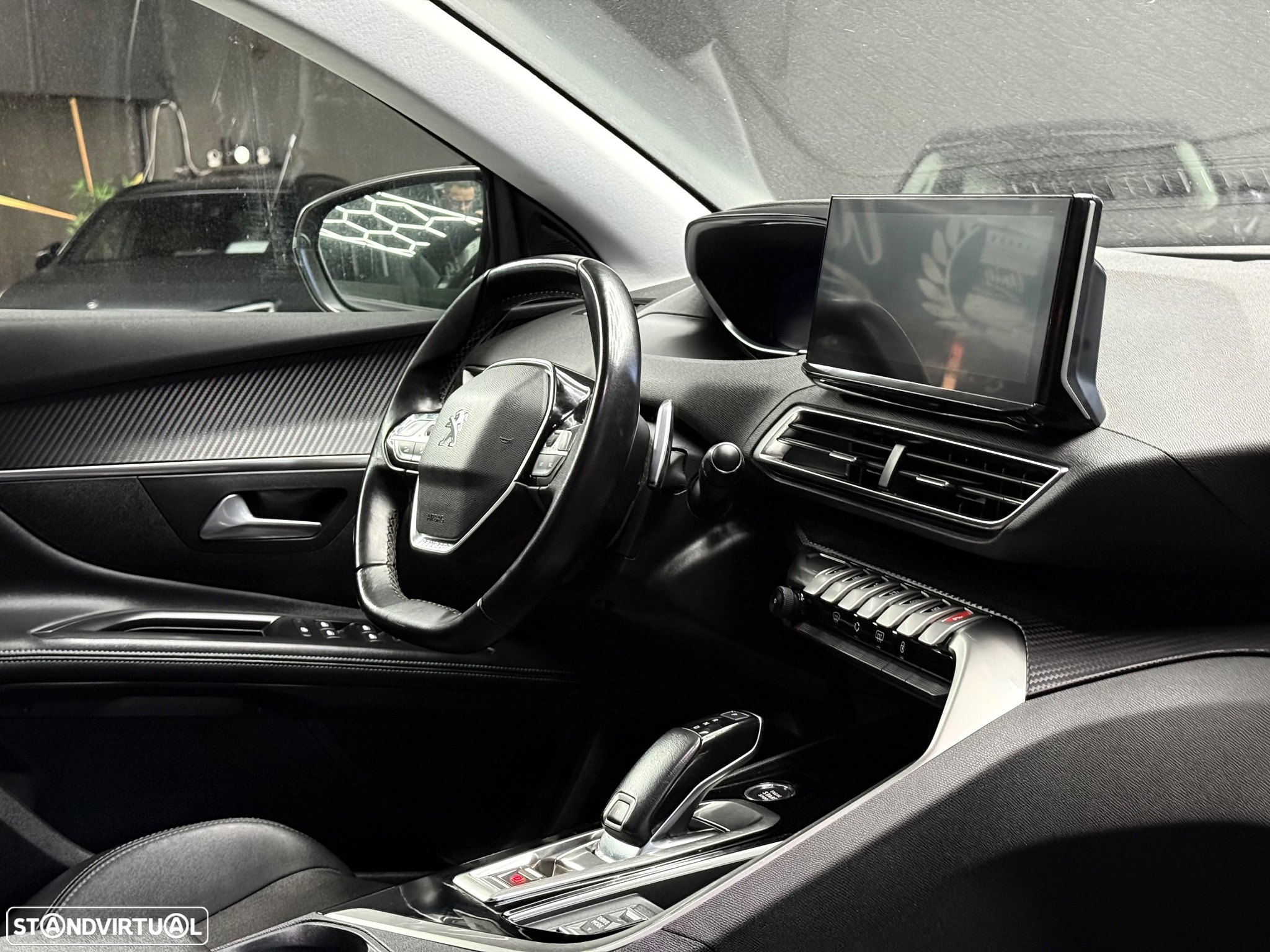 Peugeot 5008 1.5 BlueHDi Allure Pack EAT8 - 11