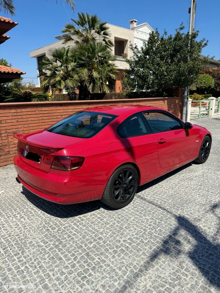 BMW 325 - 8