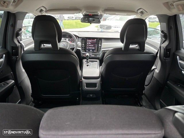Volvo V90 D3 Kinetic - 3