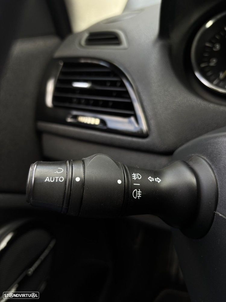 Renault Mégane Coupe 1.5 dCi Bose Edition SS - 21