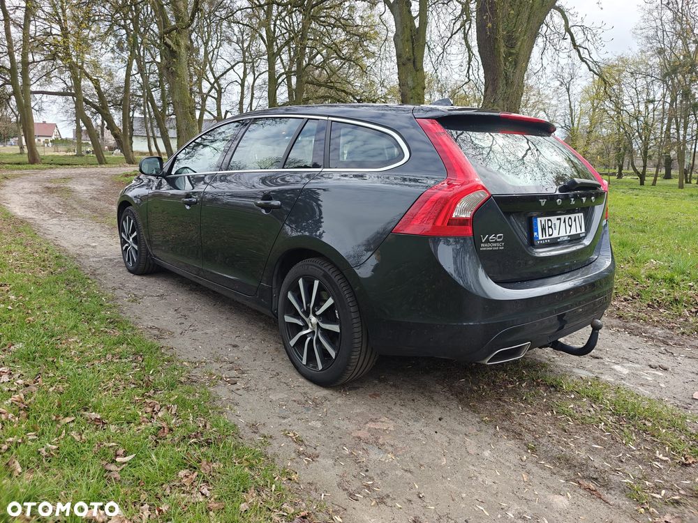 Volvo V60 D4 Drive-E Summum - 12