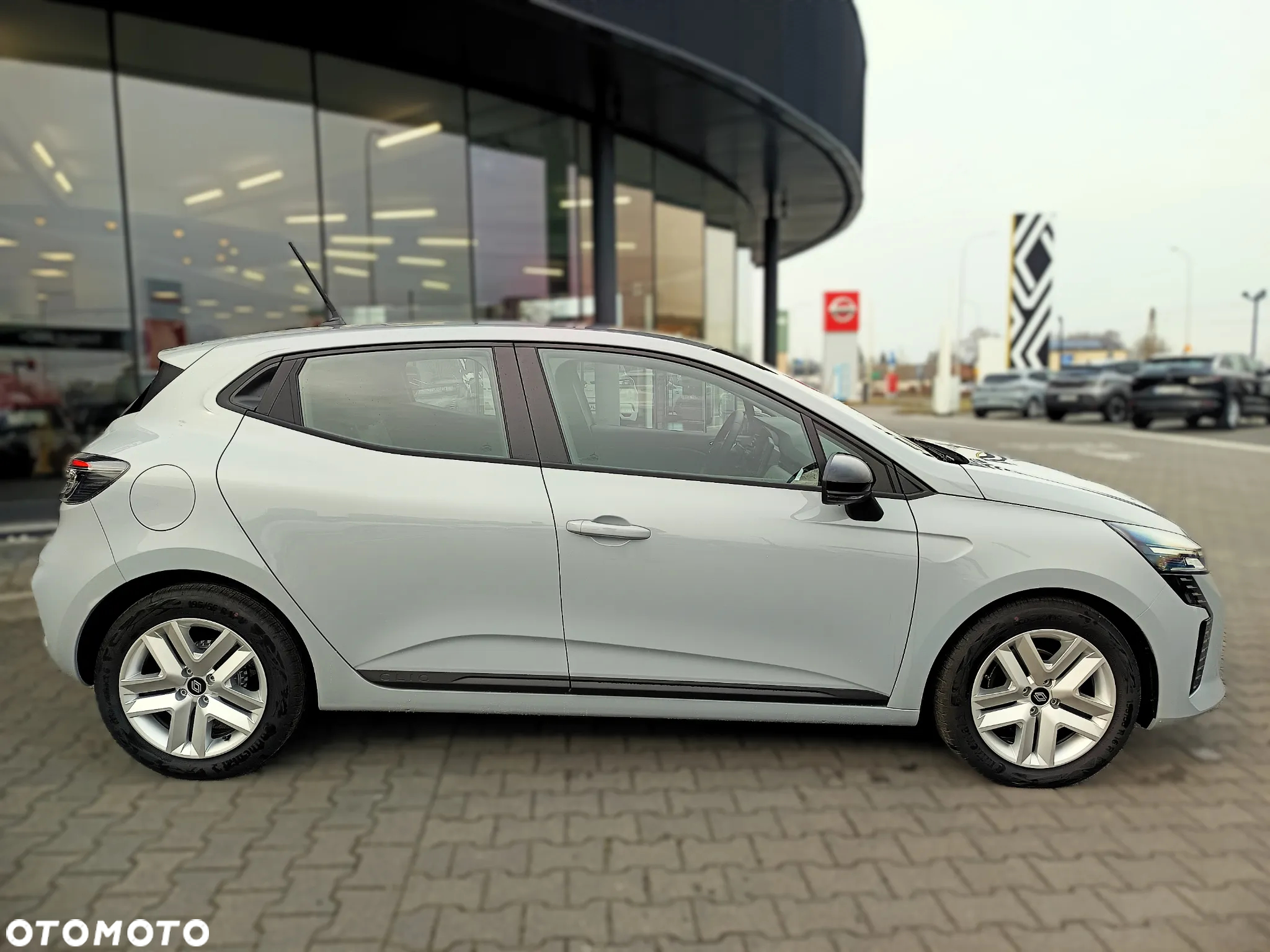Renault Clio - 2