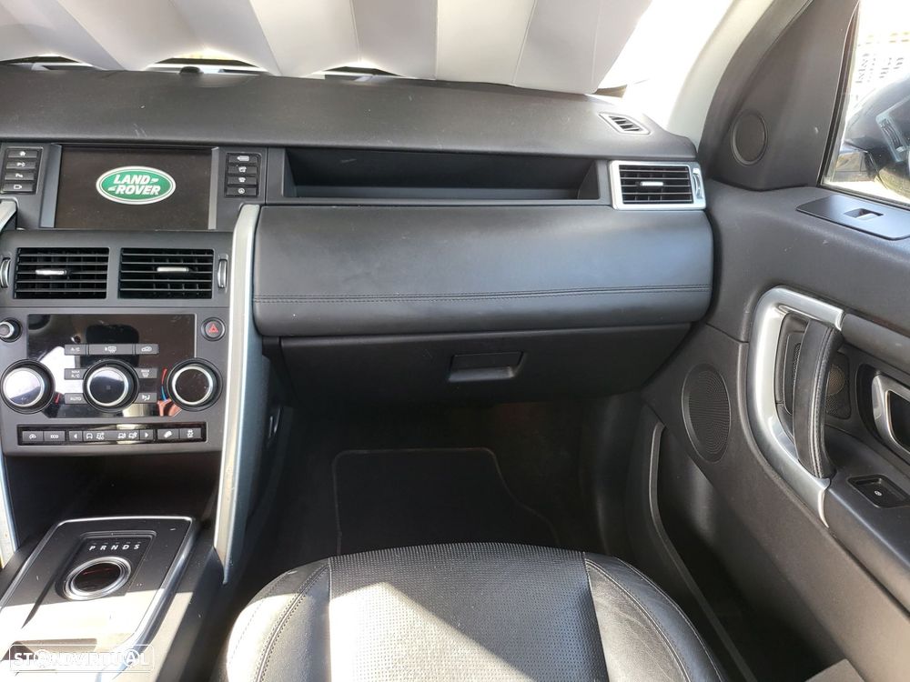 Land Rover Discovery Sport - 16