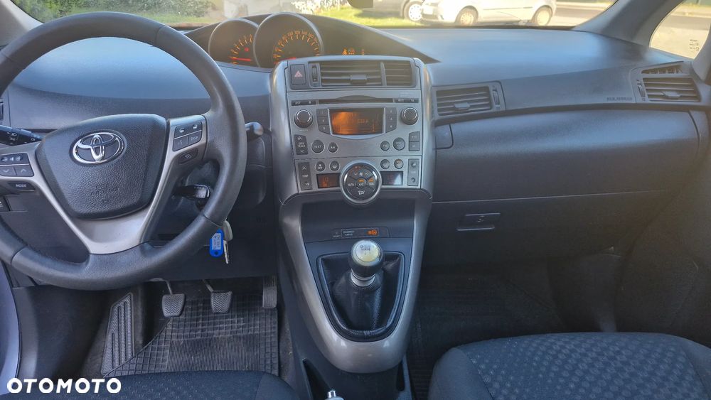 Toyota Verso 1.6 5-Sitzer Comfort - 13