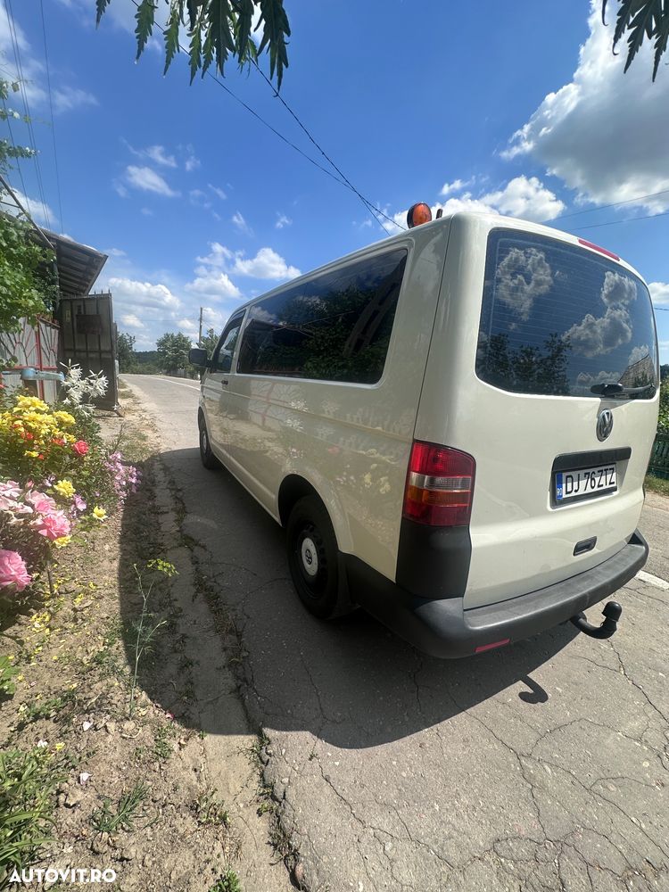 Volkswagen Transporter - 4