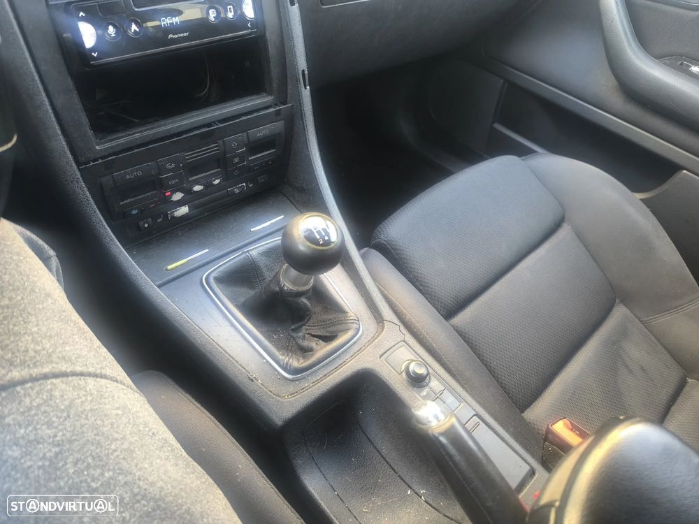 Audi A4 1.9 TDI m6 - 16