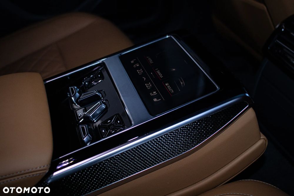 Audi A8 - 27