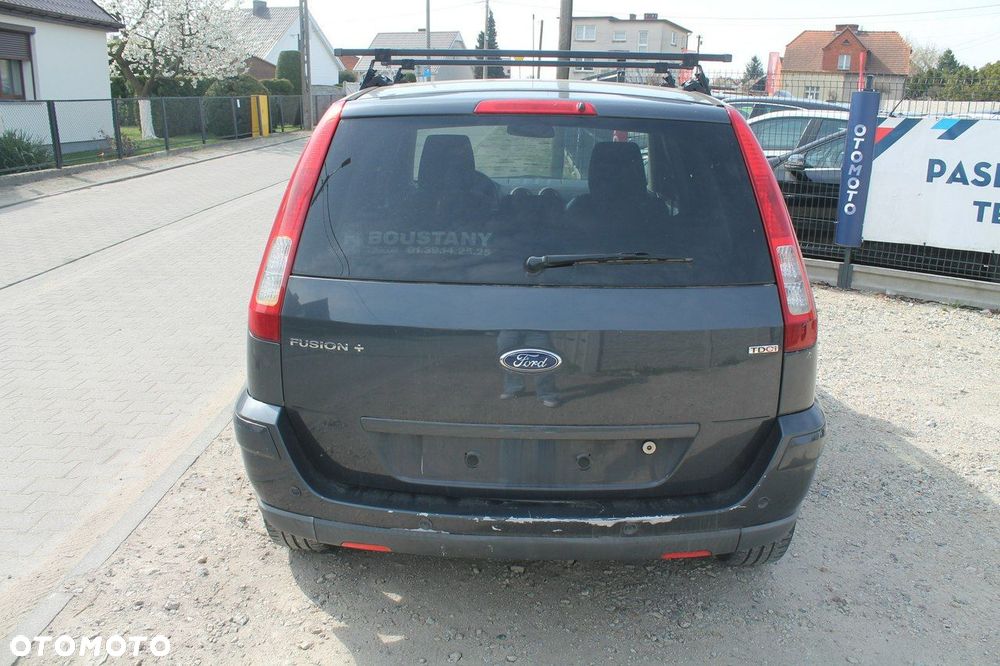 Ford Fusion - 6