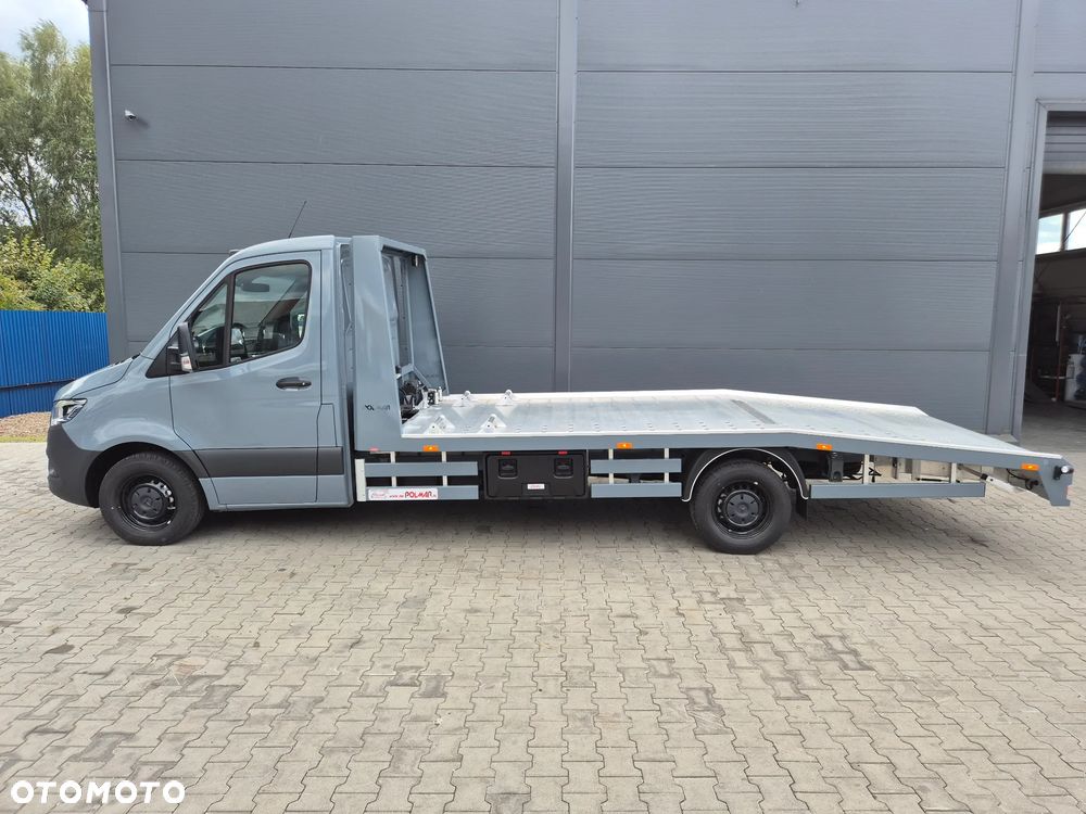 Mercedes-Benz Sprinter - 10