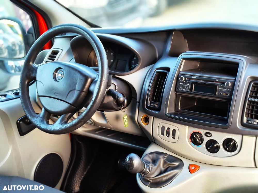 Opel Vivaro L1H1 DPF Tour - 19