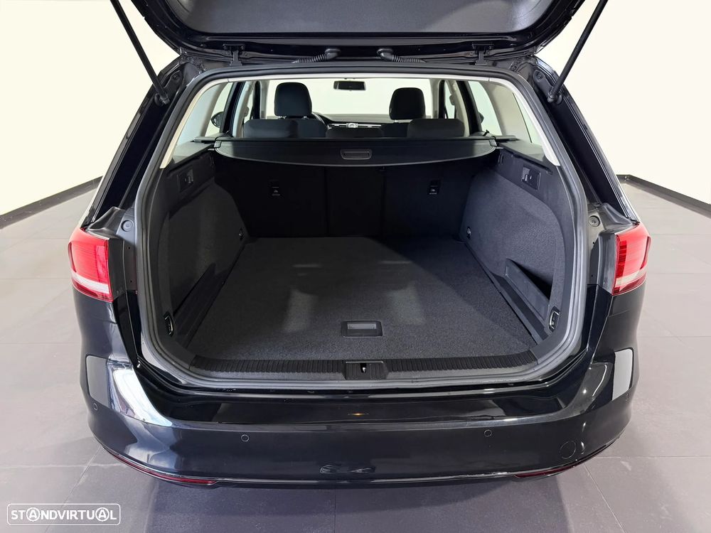VW Passat Variant 1.6 TDI Confortline - 46