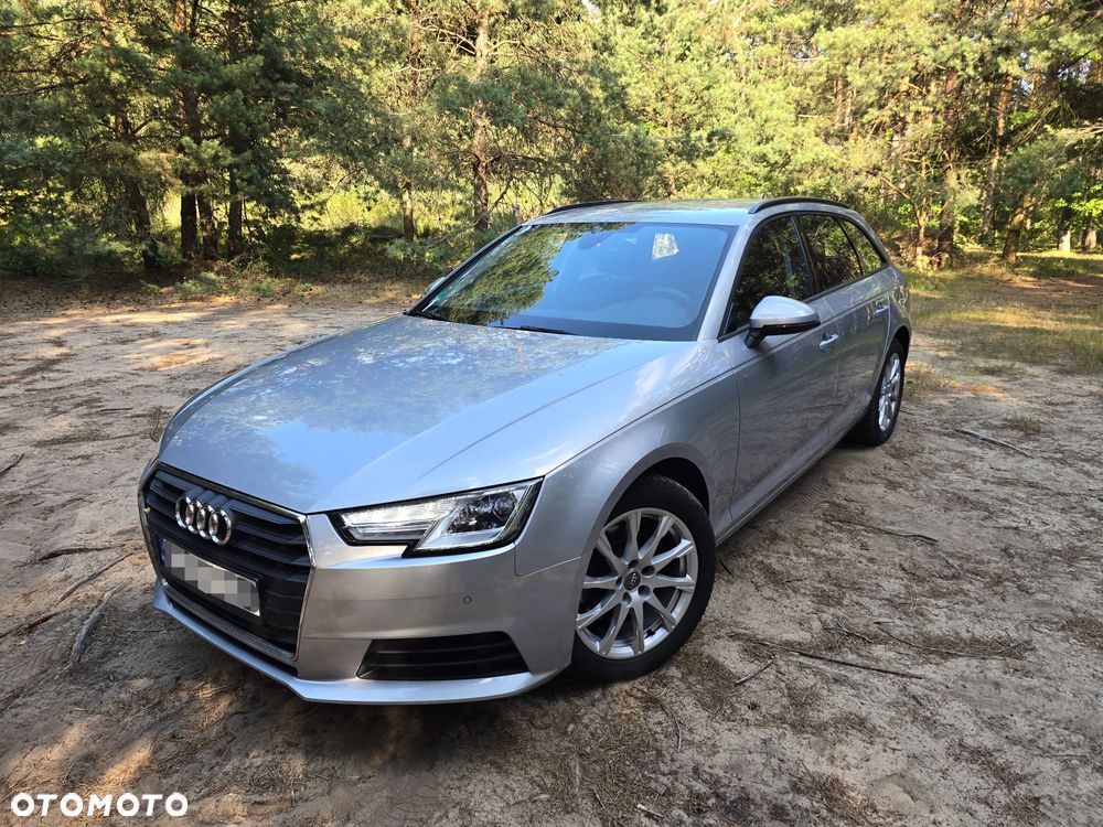 Audi A4 Avant 40 TFSI - 1