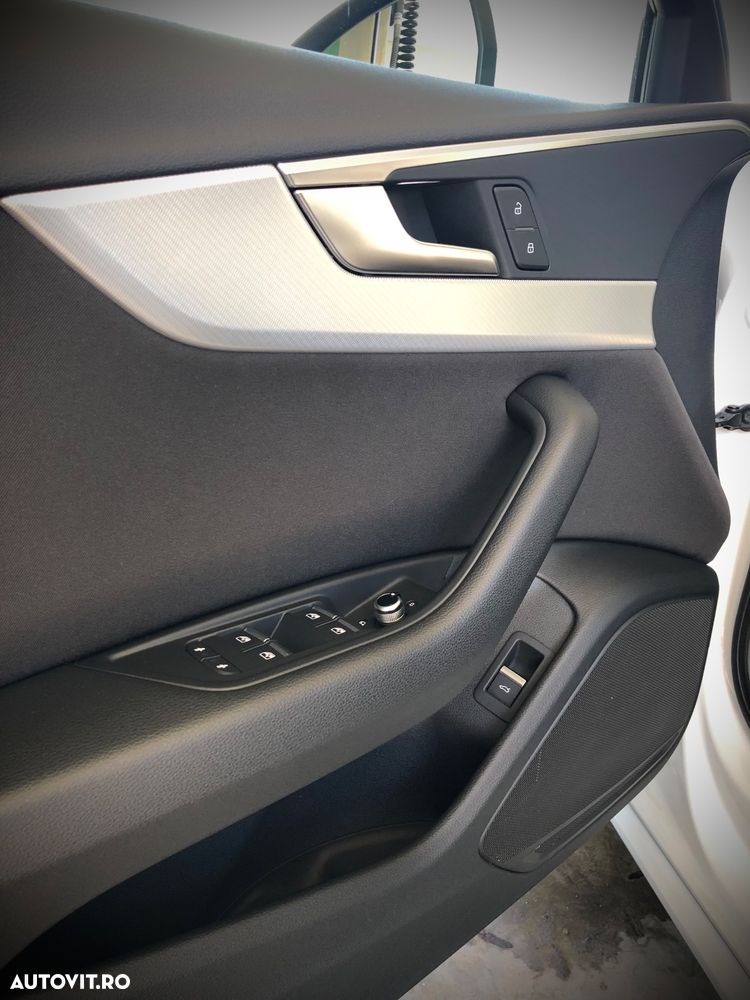 Audi A4 2.0 TDI S tronic Sport - 15