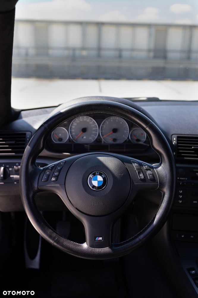 BMW M3 CI - 24