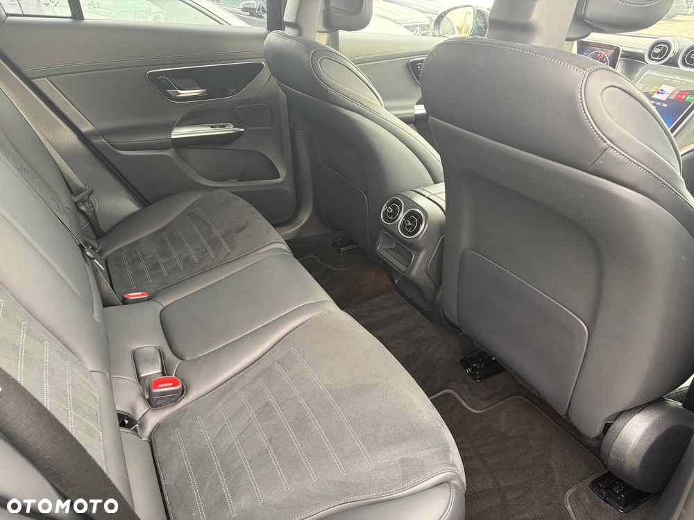 Mercedes-Benz GLC 300 de PHEV 4-Matic AMG Line - 17